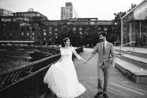 brooklyn bridge wedding photo near janes carrousel nyc