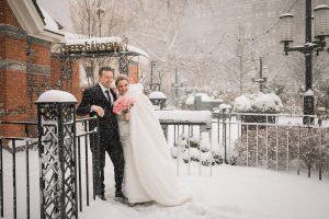 winter wedding central park couple in snow storm 3