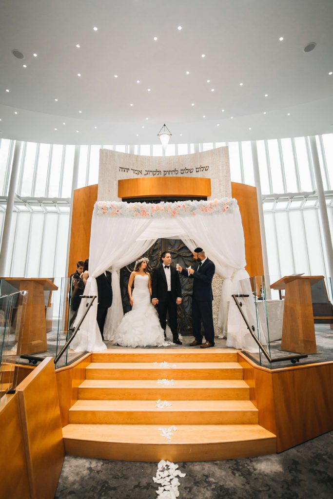 jewish synagogue chuppah wedding in nyc 2