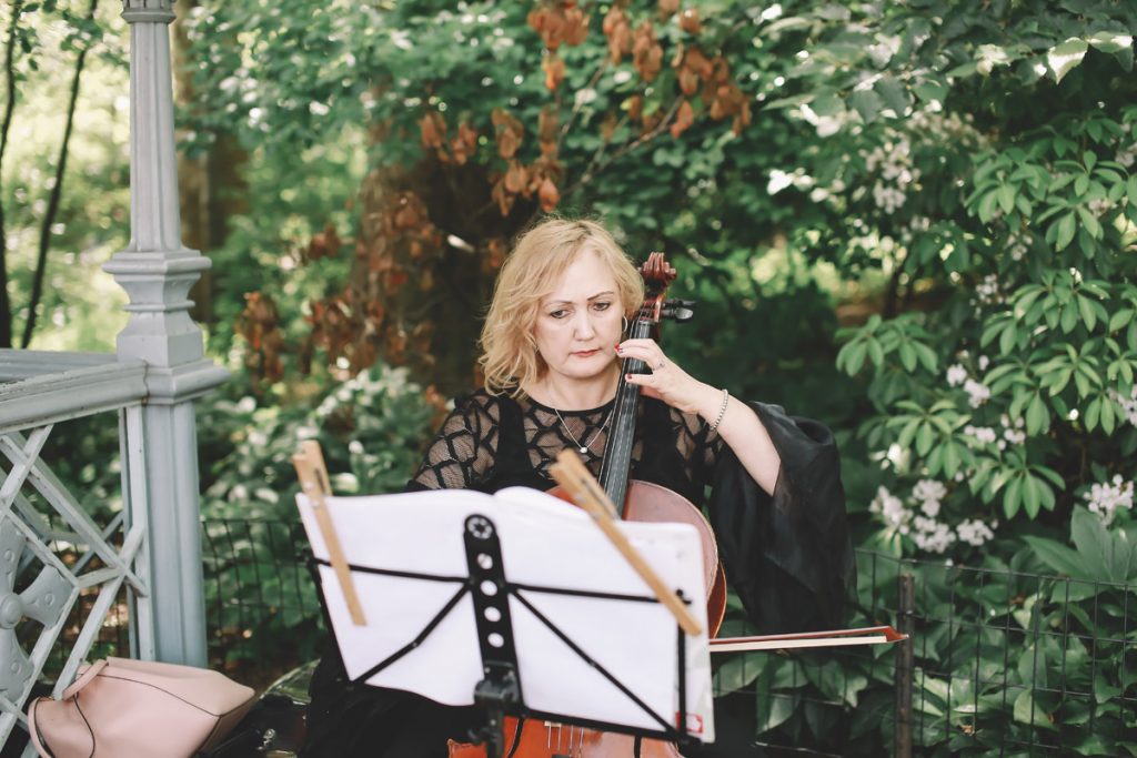 summer wedding central park ladies pavilion brazilian couple and cello player