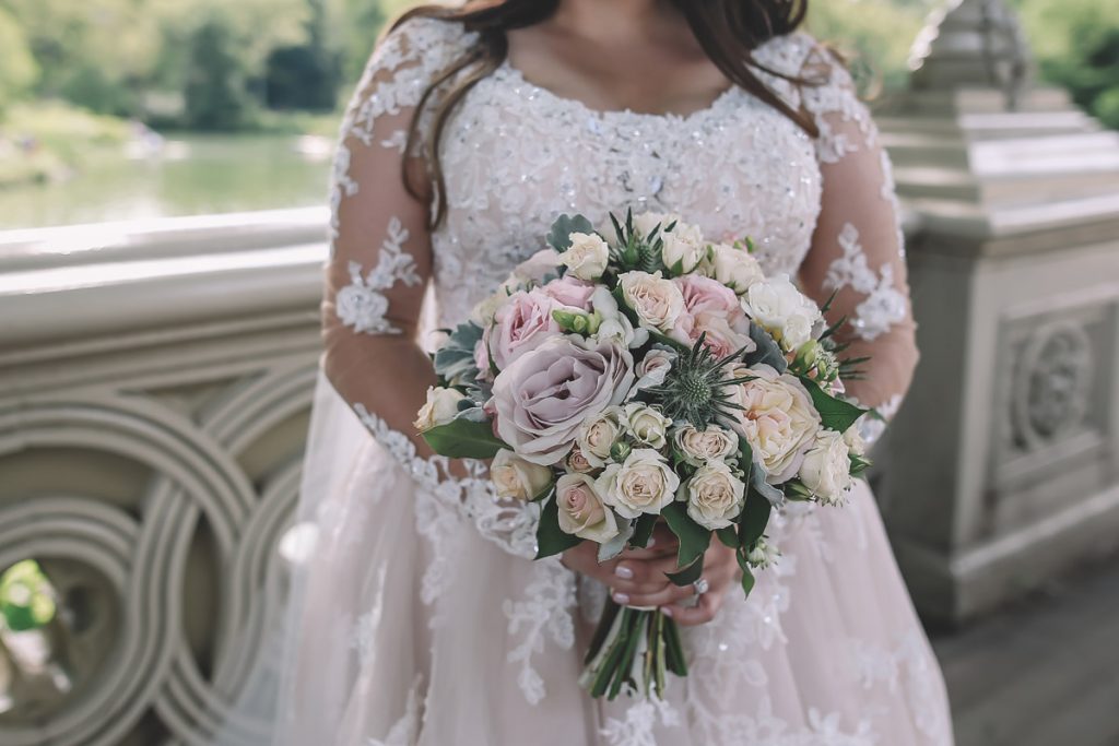 summer wedding central park on bow bridge brazilian bride with bridal bouquet 1