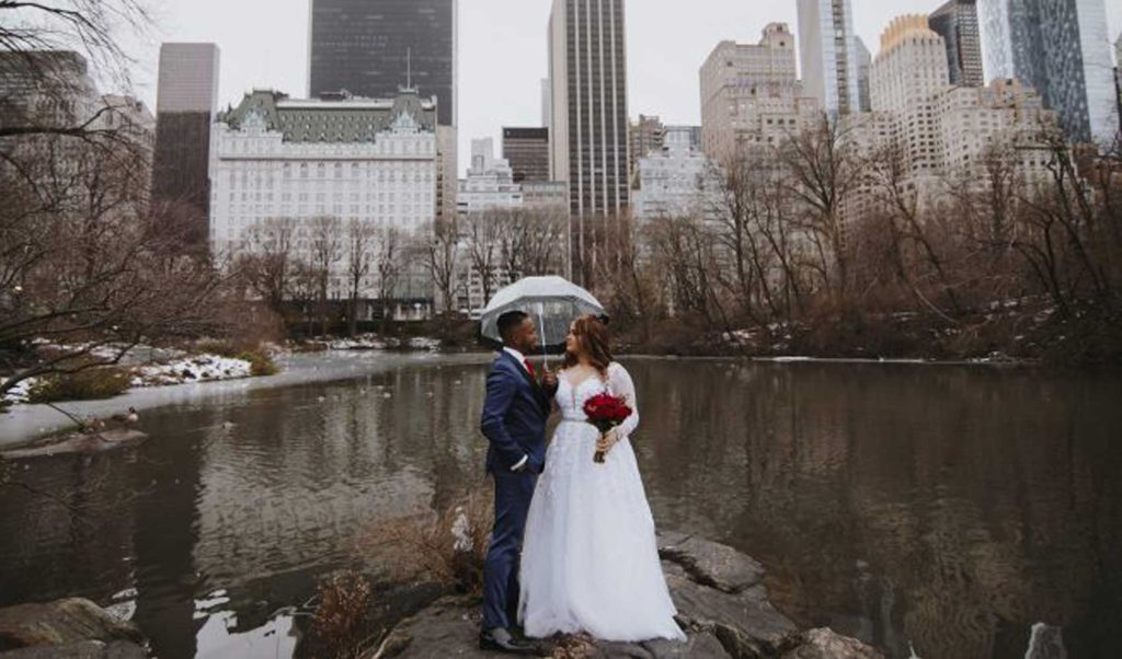 Gapstow Bridge, Wedding Location in Central Park 9 gapstow bridge central park wedding location